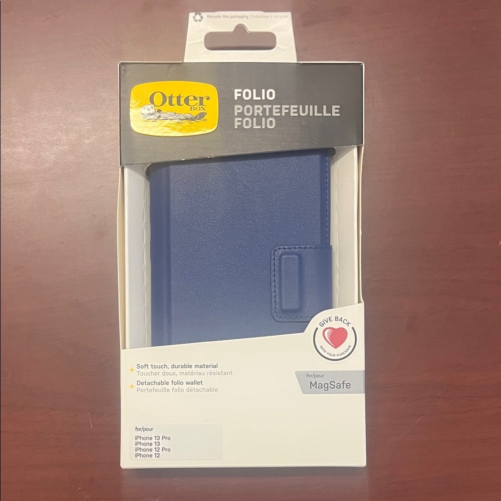 Brad new, never used! OtterBox Blue Folio Case for iPhone 12/pro or 13/Pro